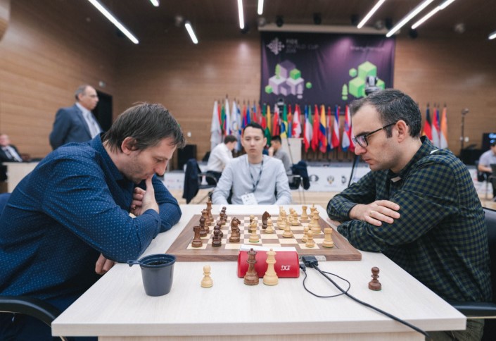 Leinier cae y Ding Liren avanza Foto: https://khantymansiysk2019.fide.com/en/