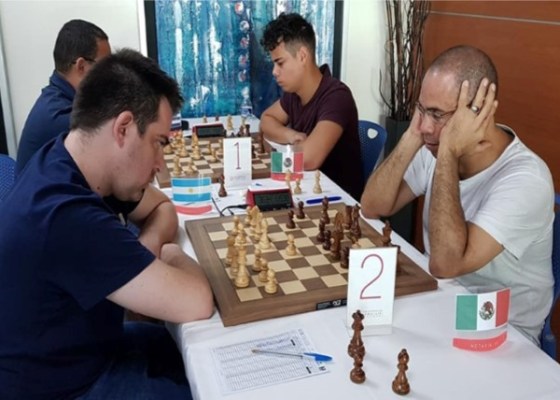 Juan Carlos González, tricampeón