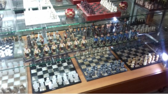 Romance, guerra y religión en el tablero